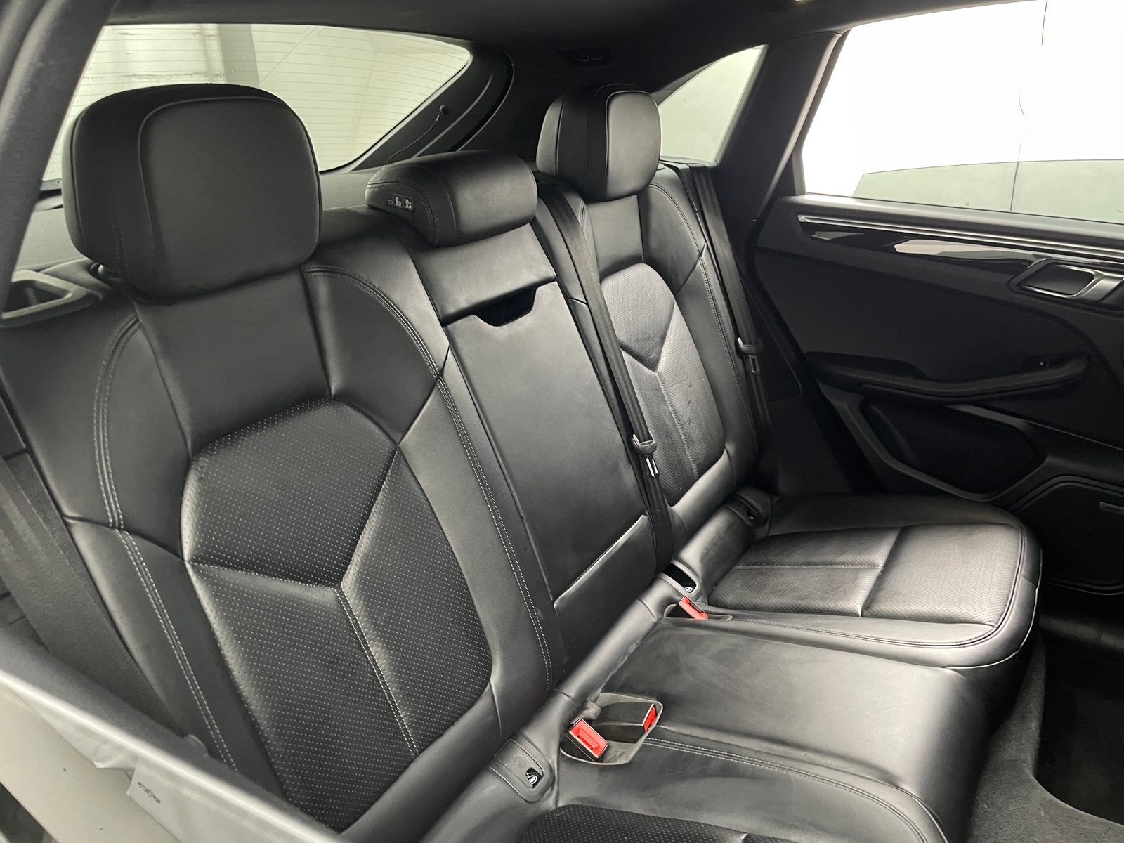 Thumbnail: 2018 Porsche Macan - 5