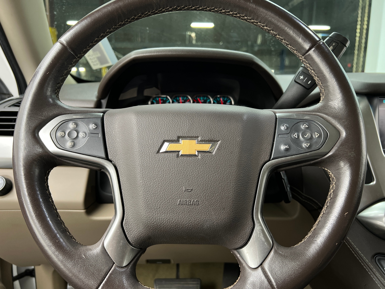 Thumbnail: 2017 Chevrolet Suburban - 4