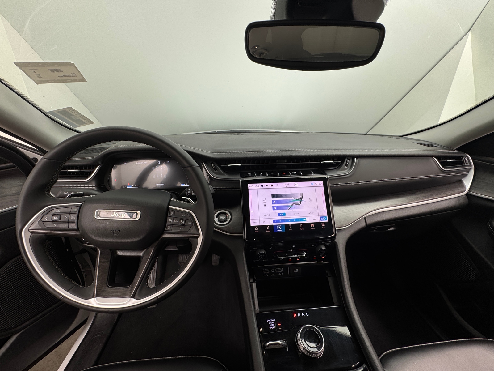 Thumbnail: 2023 Jeep Grand Cherokee - 2