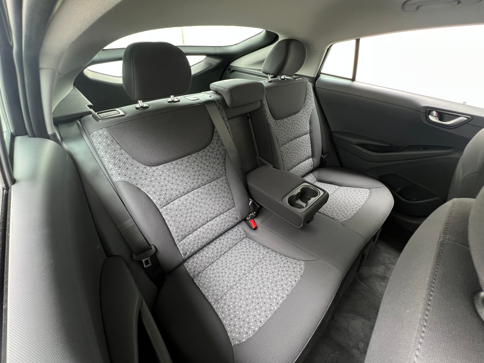 Thumbnail: 2019 Hyundai Ioniq - 6