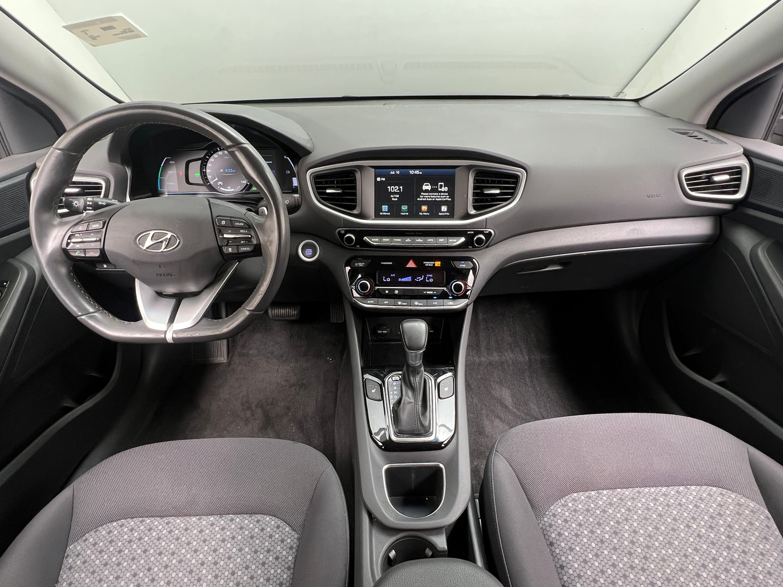 Thumbnail: 2019 Hyundai Ioniq - 3