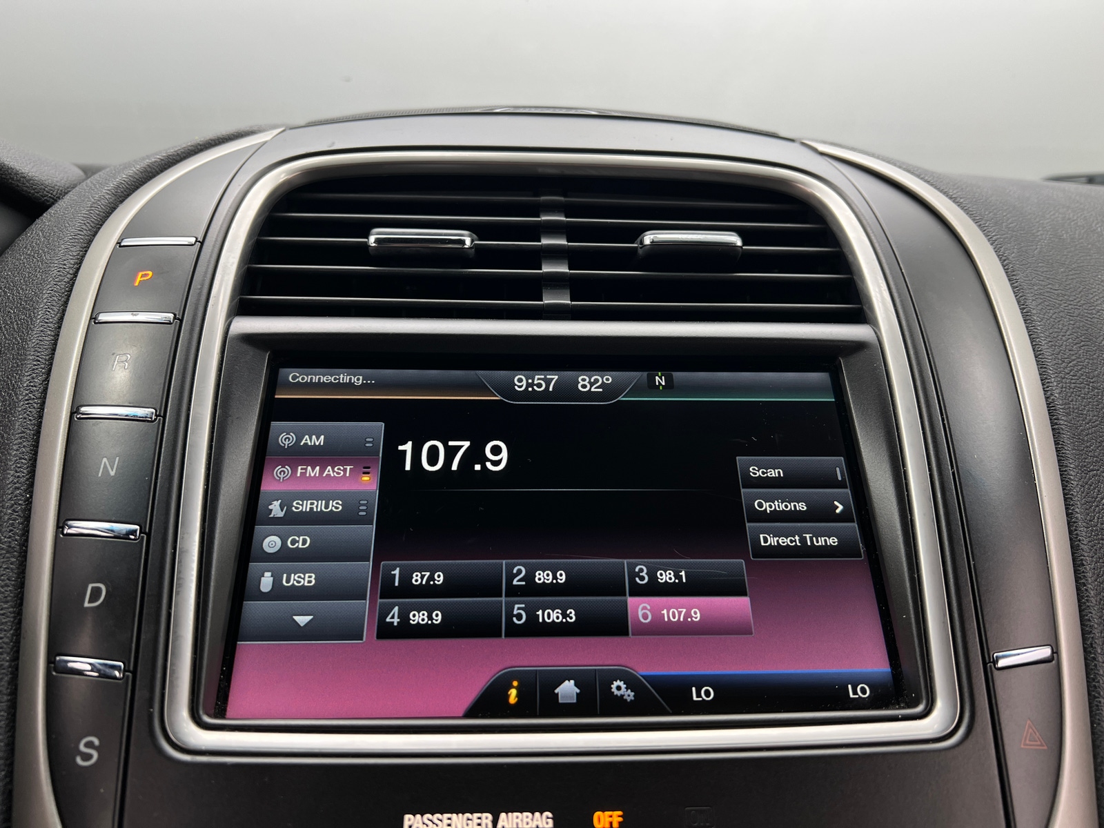 Thumbnail: 2016 Lincoln MKX - 3