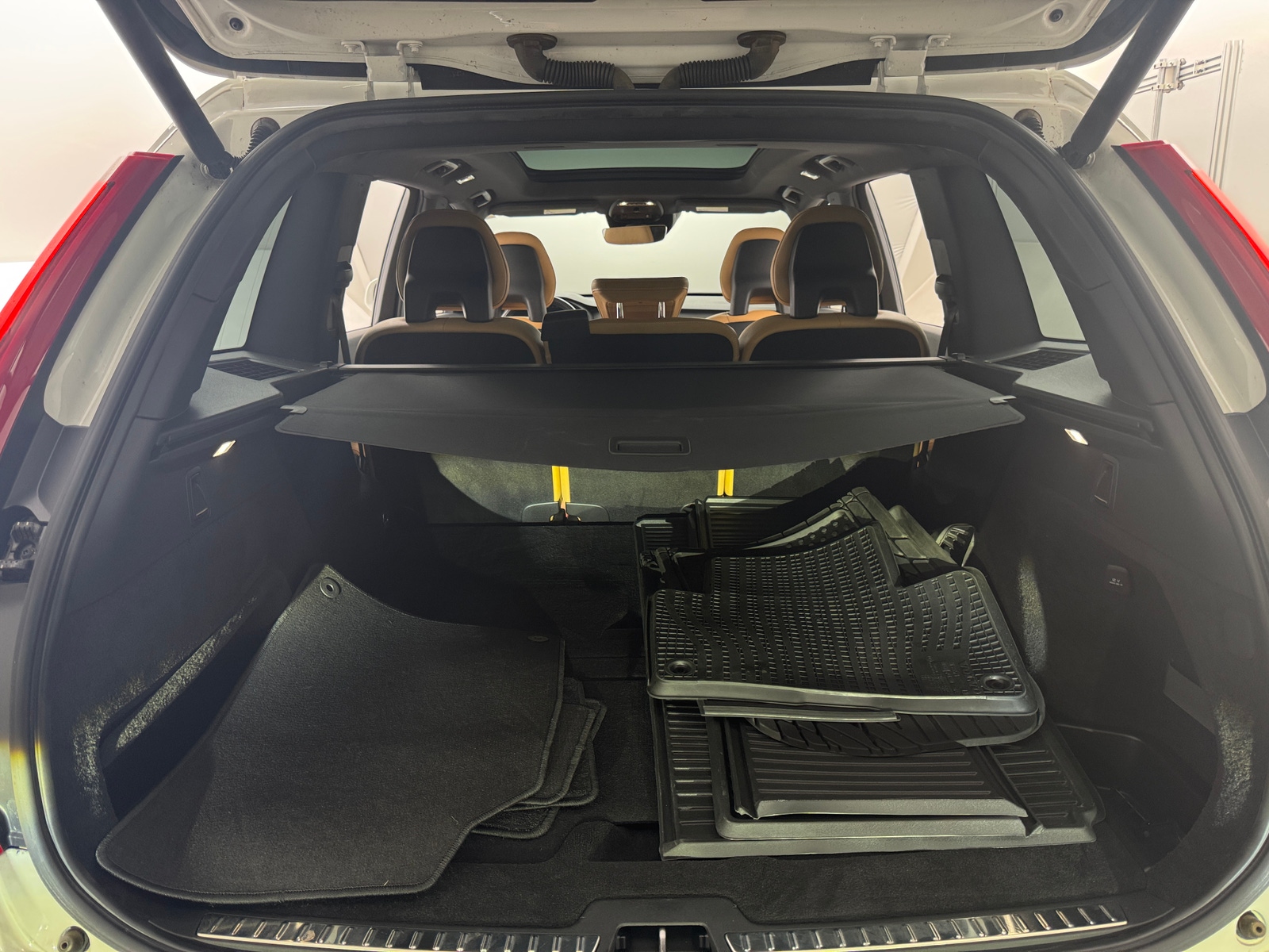 Thumbnail: 2018 Volvo XC90 - 7