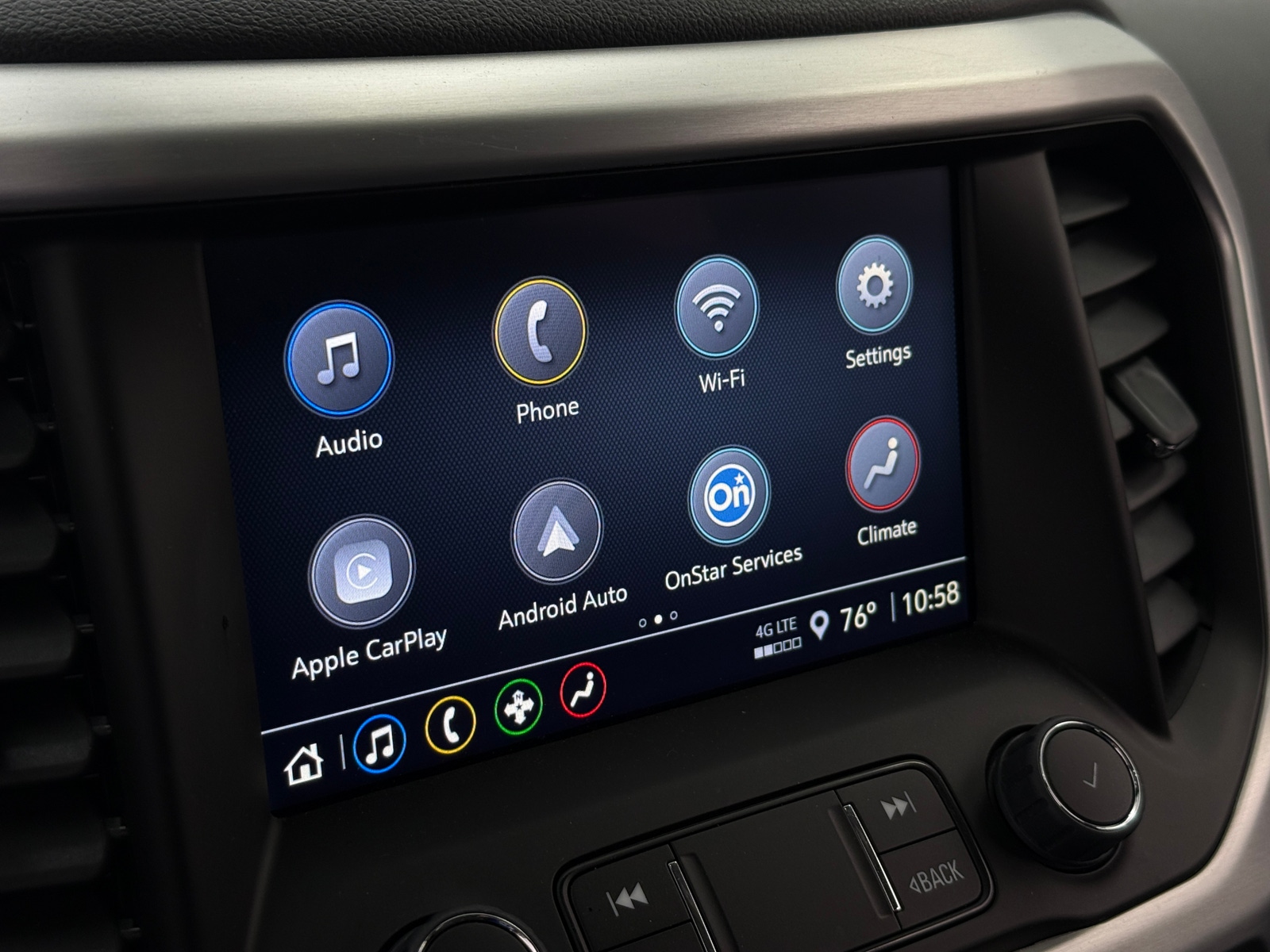 Thumbnail: 2023 GMC Acadia - 4