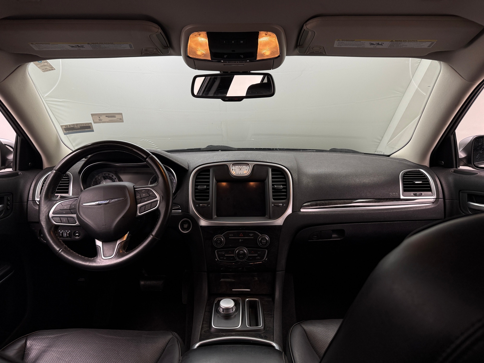 Thumbnail: 2019 Chrysler 300 - 3