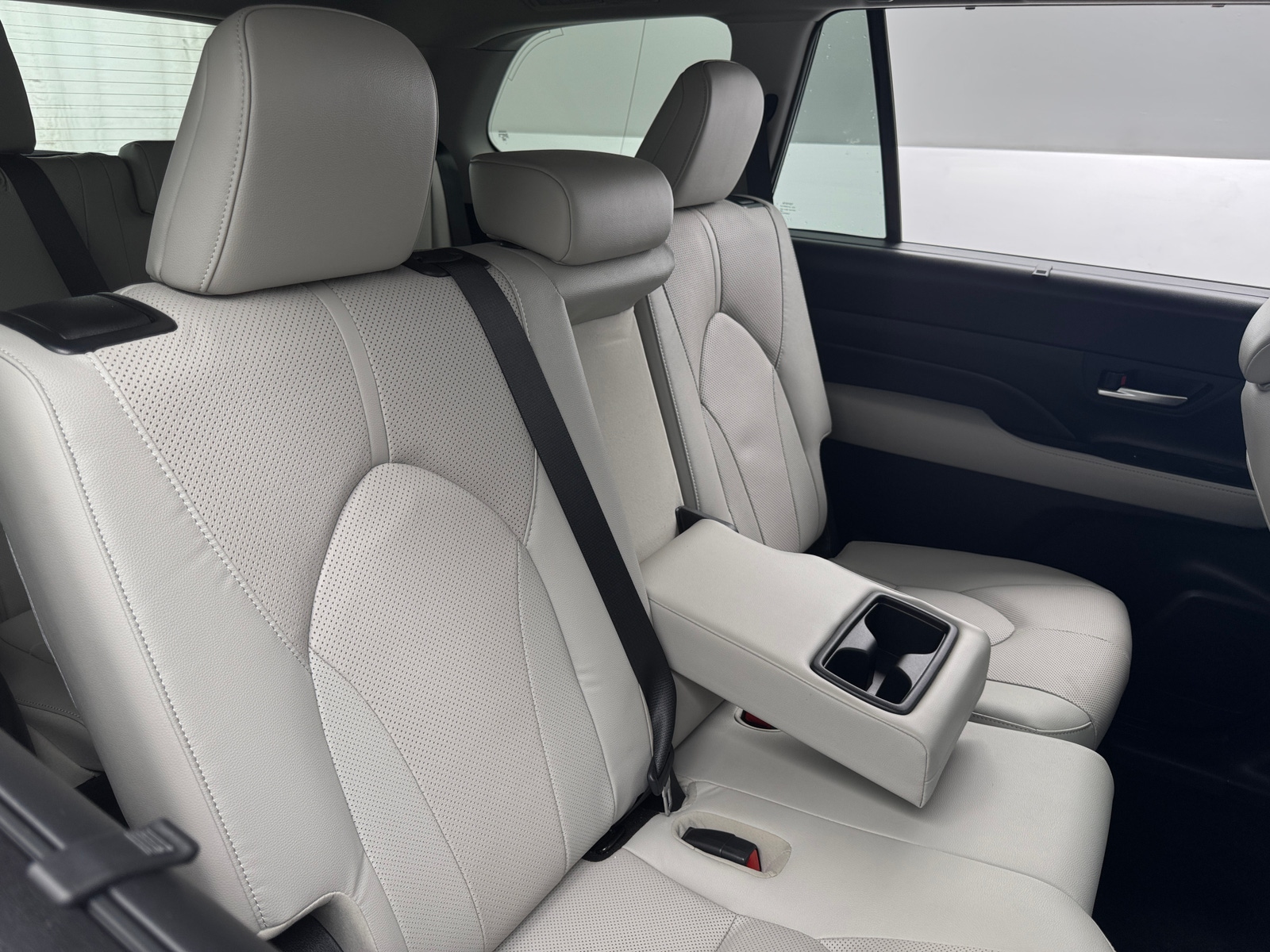 Thumbnail: 2024 Toyota Grand Highlander - 5