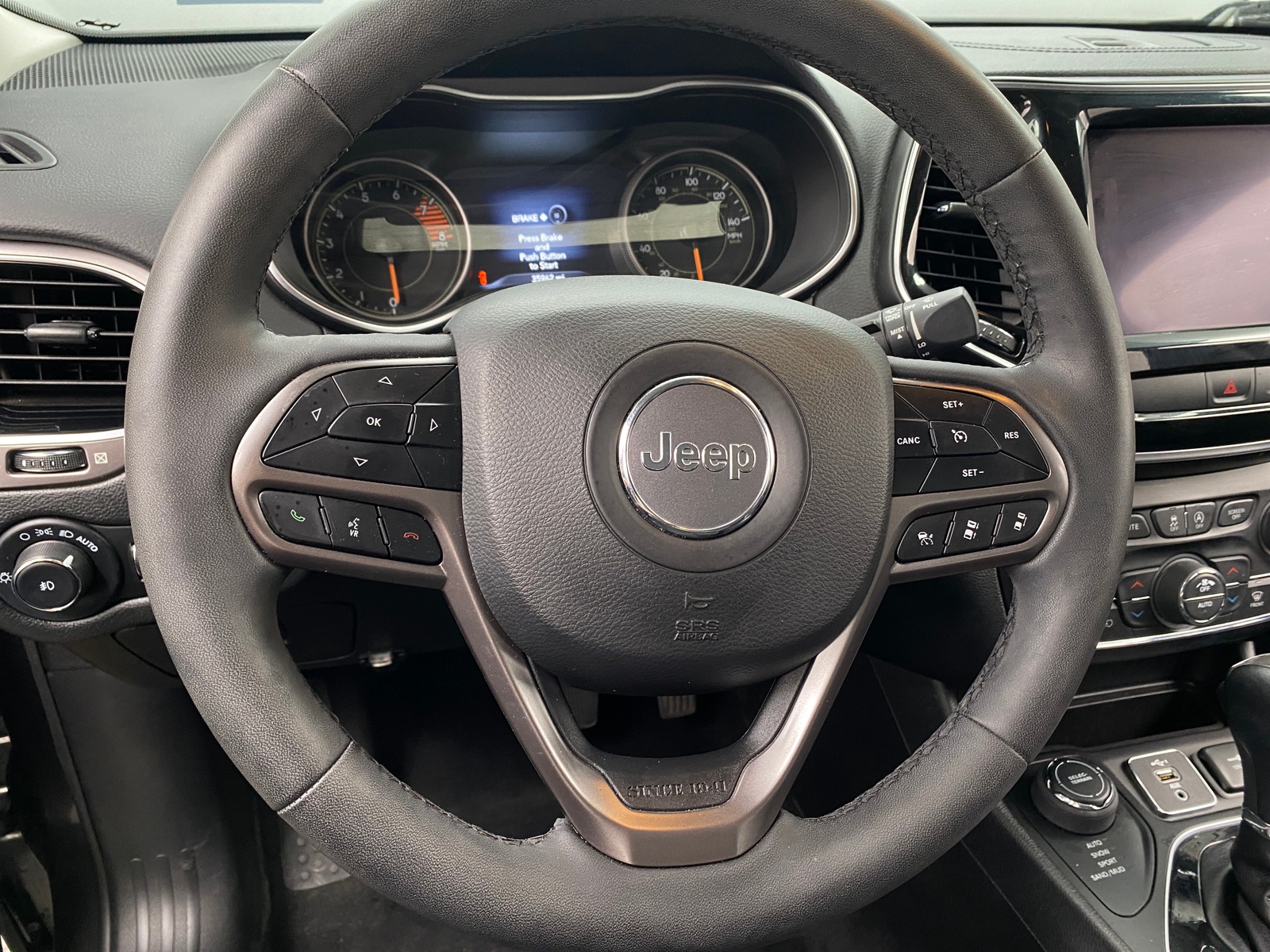 Thumbnail: 2022 Jeep Cherokee - 5