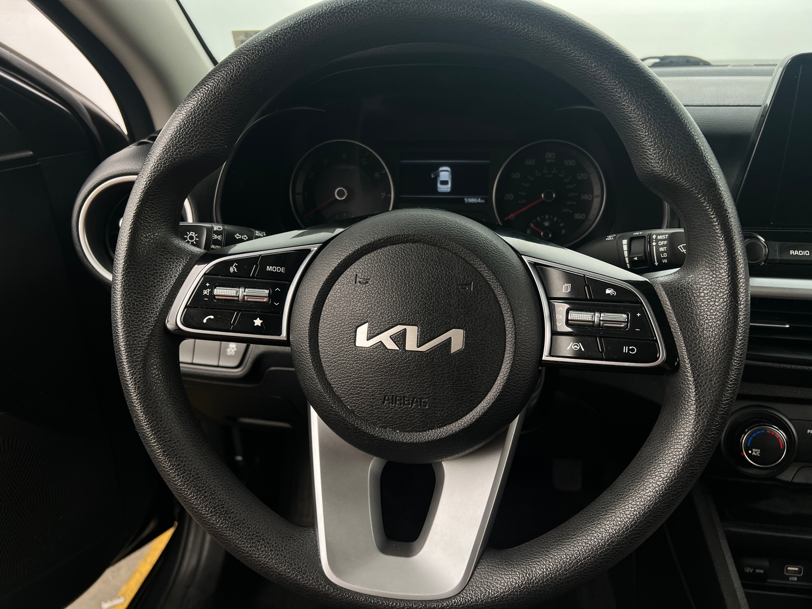 Thumbnail: 2022 Kia Forte - 5