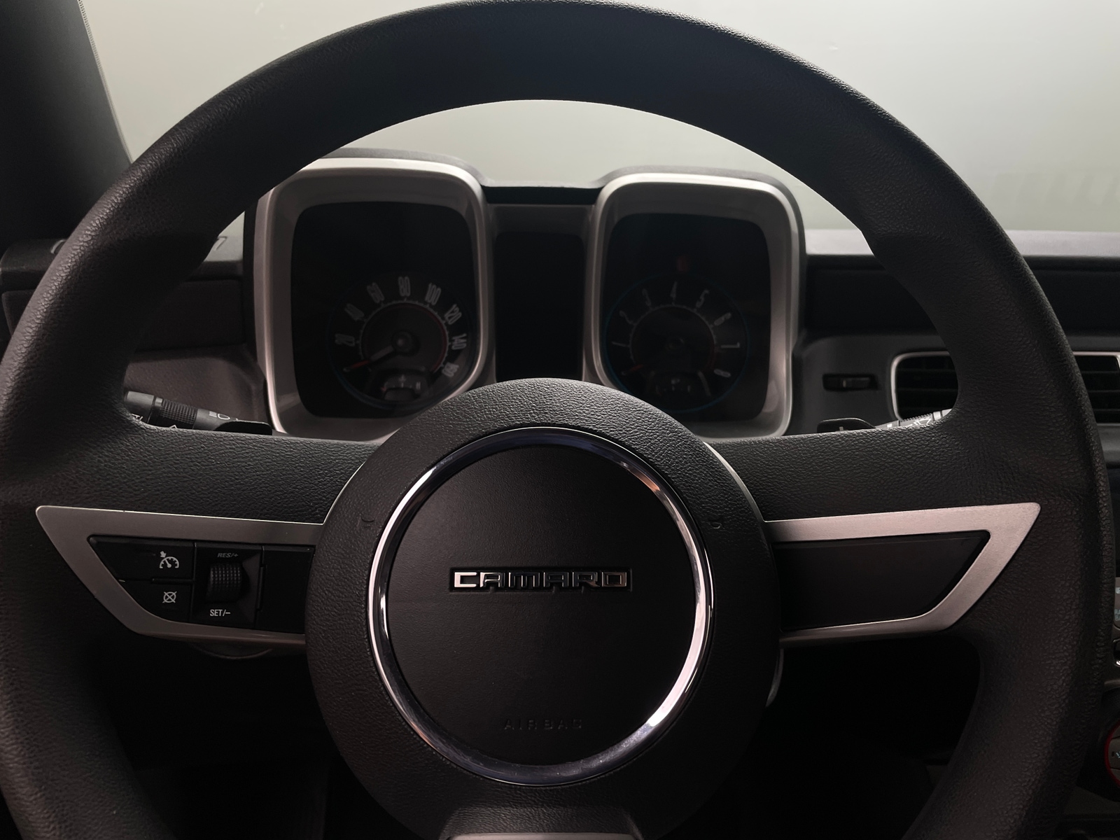Thumbnail: 2011 Chevrolet Camaro - 4