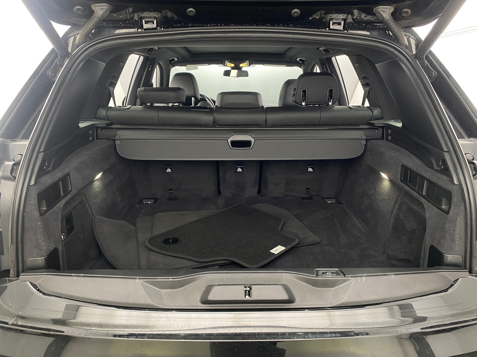 Thumbnail: 2020 BMW X5 - 6