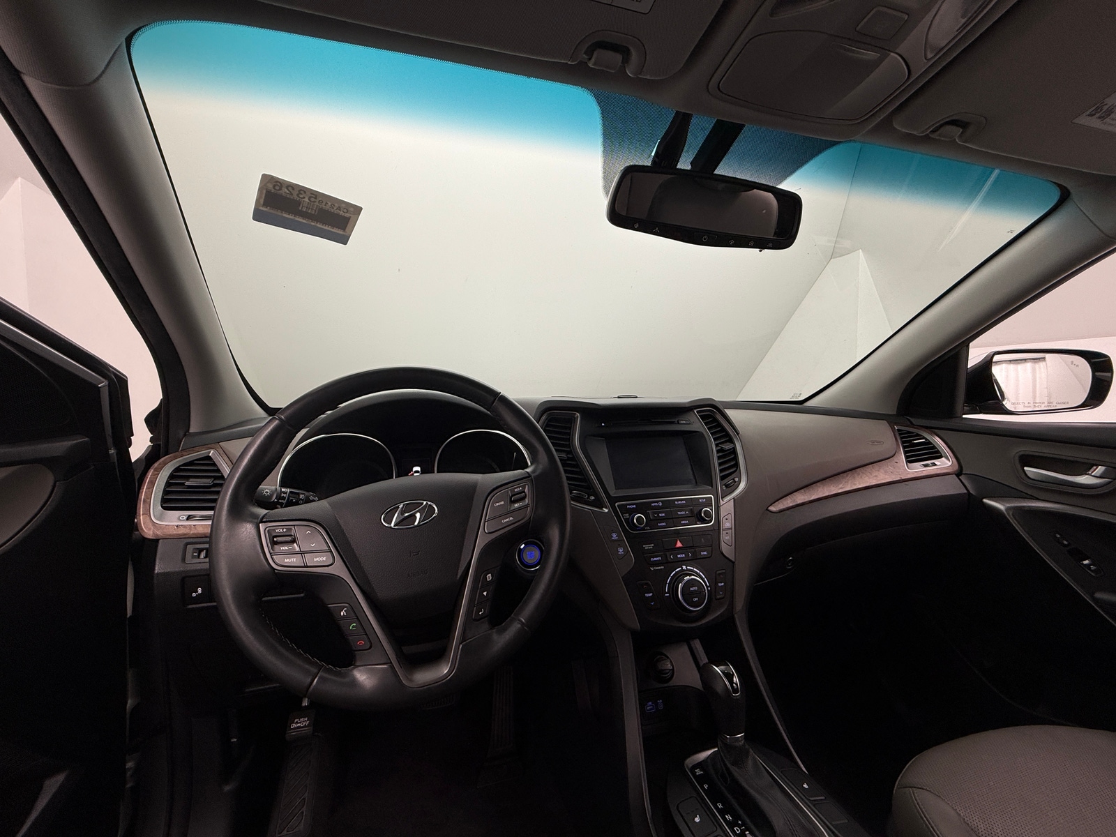 Thumbnail: 2018 Hyundai Santa Fe - 3
