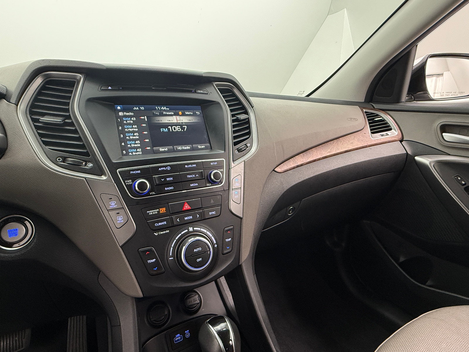 Thumbnail: 2018 Hyundai Santa Fe - 4