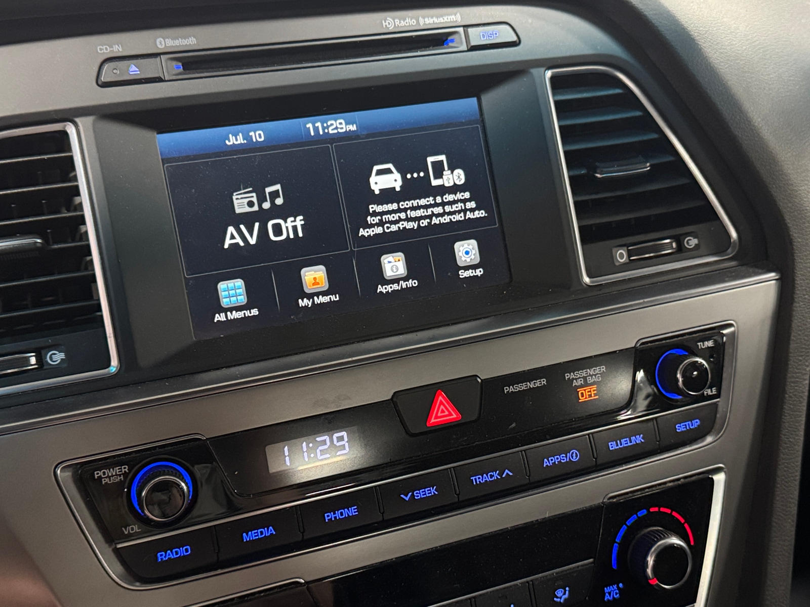 Thumbnail: 2017 Hyundai Sonata - 4