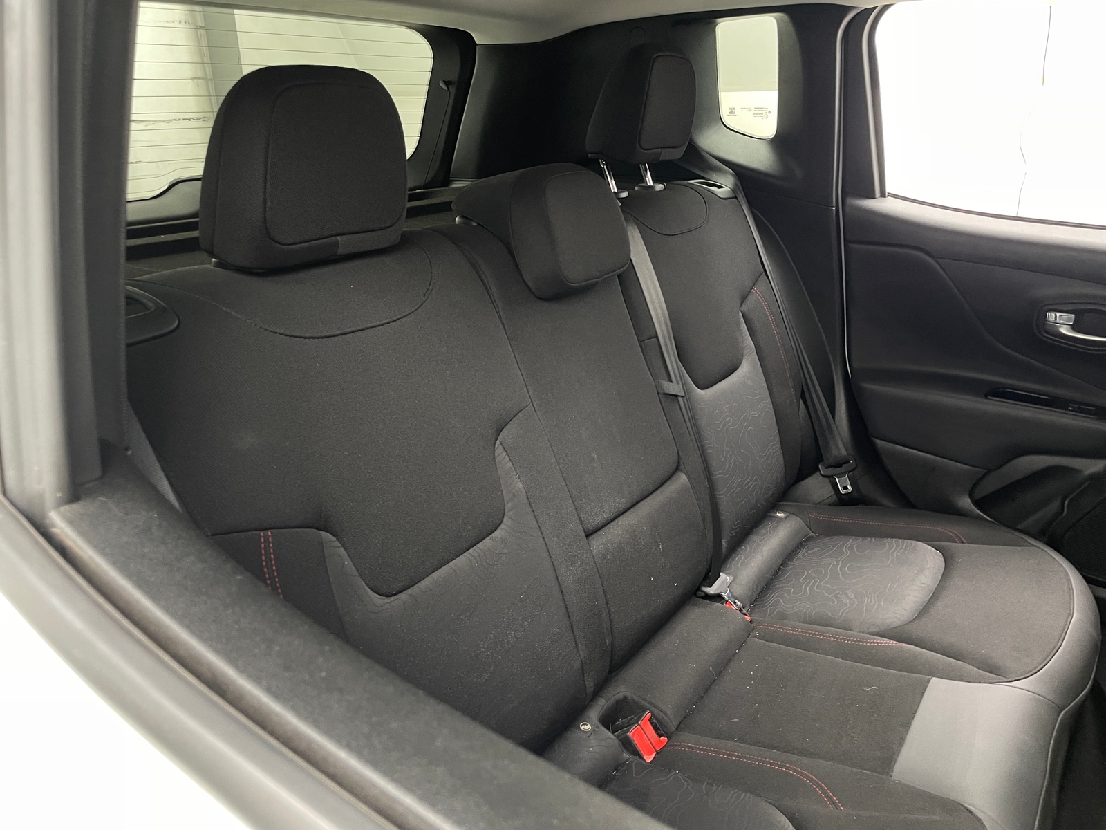 Thumbnail: 2021 Jeep Renegade - 6