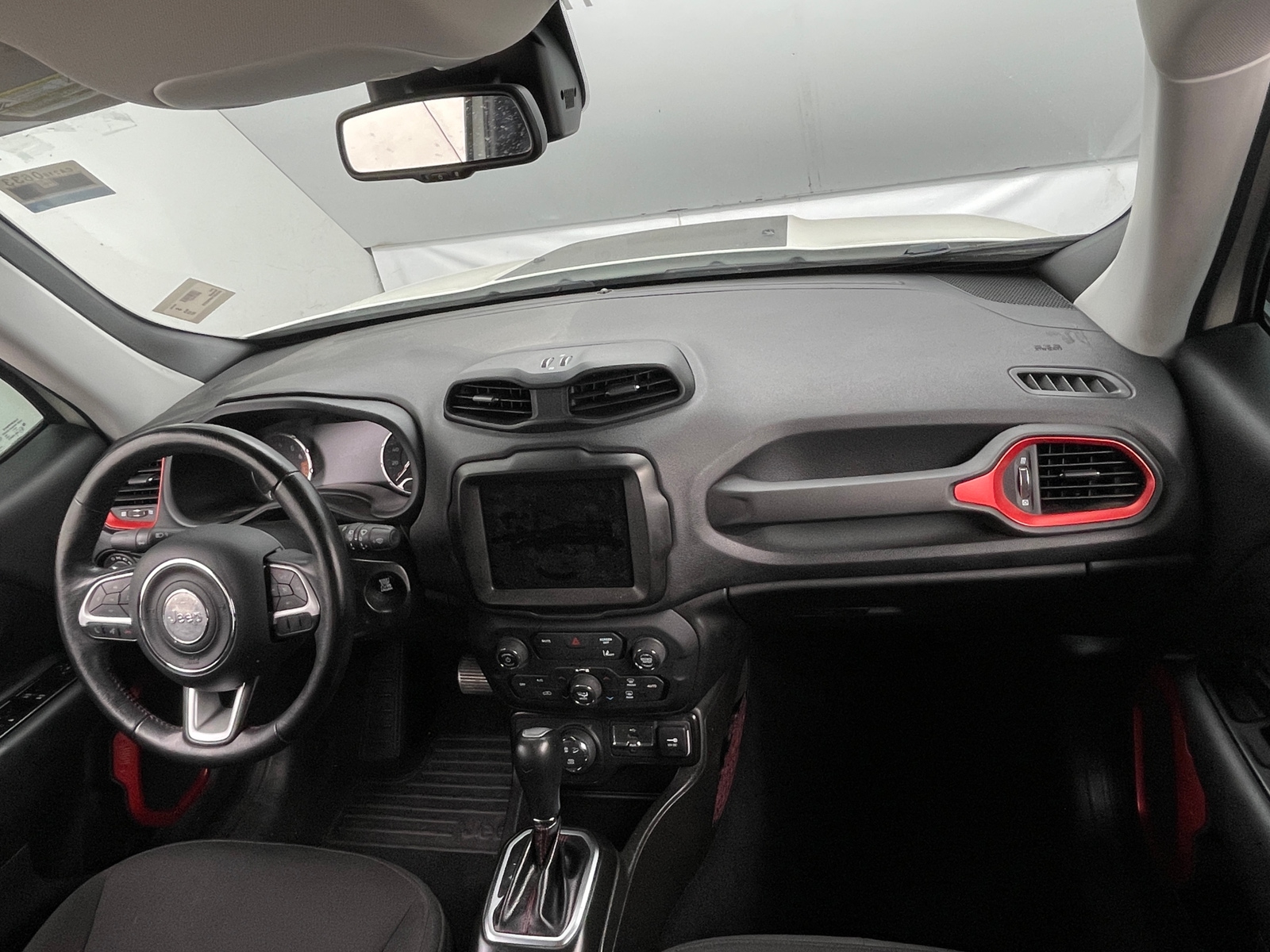 Thumbnail: 2021 Jeep Renegade - 3