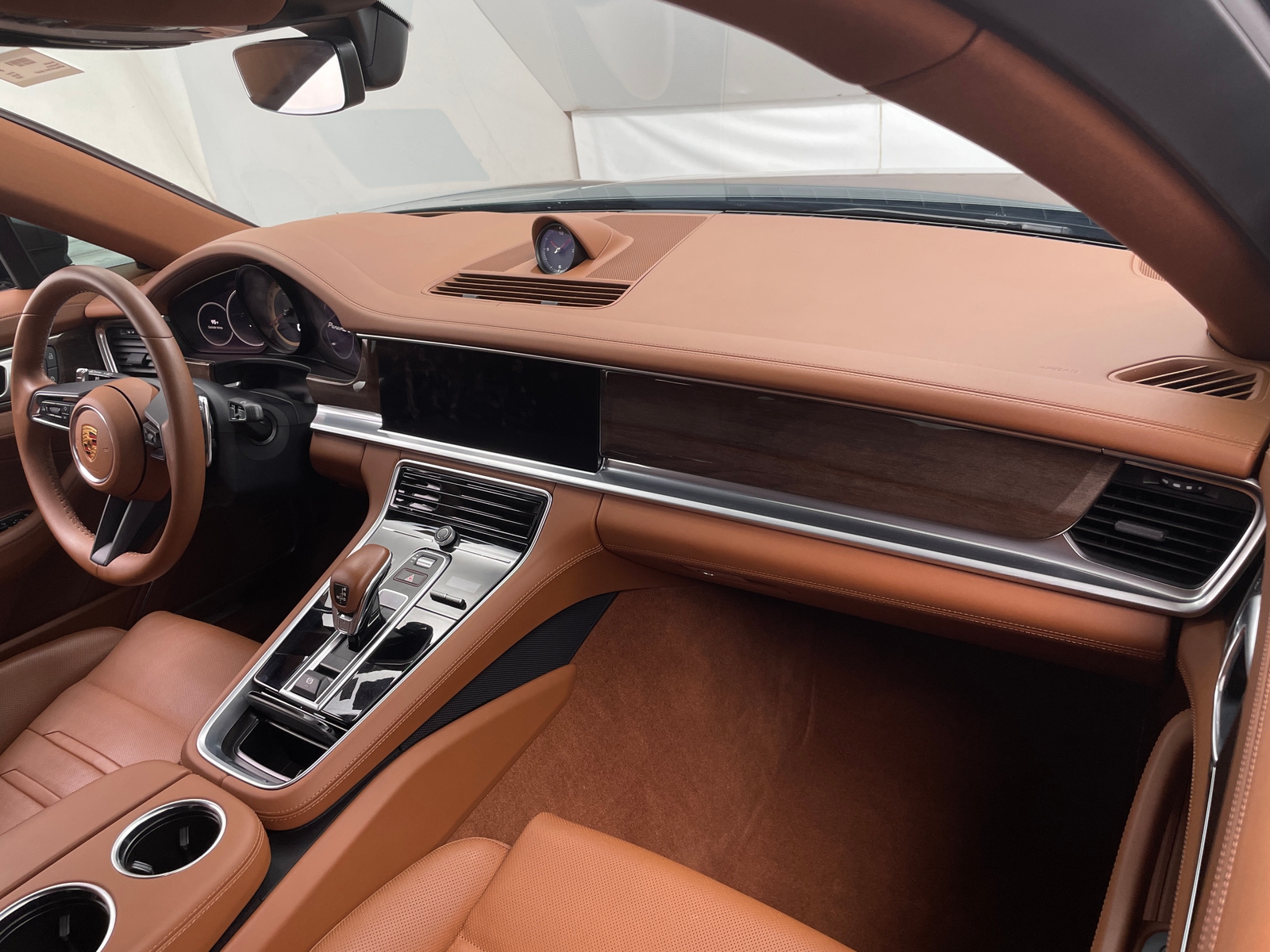 Thumbnail: 2023 Porsche Panamera - 3