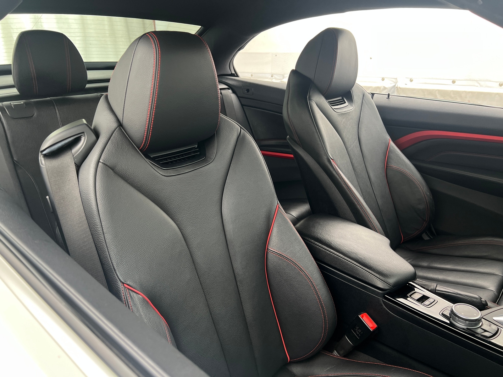 Thumbnail: 2015 BMW 4 Series - 2
