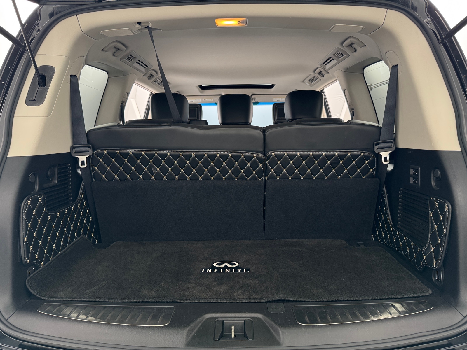 Thumbnail: 2012 INFINITI QX56 - 7