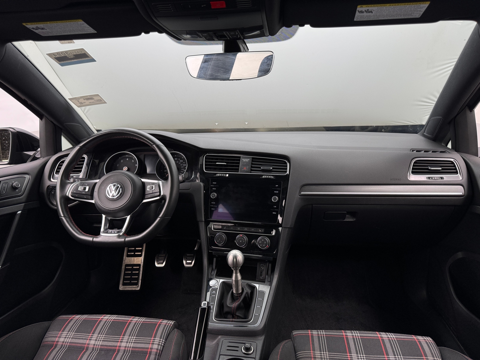 Thumbnail: 2018 Volkswagen Golf - 3