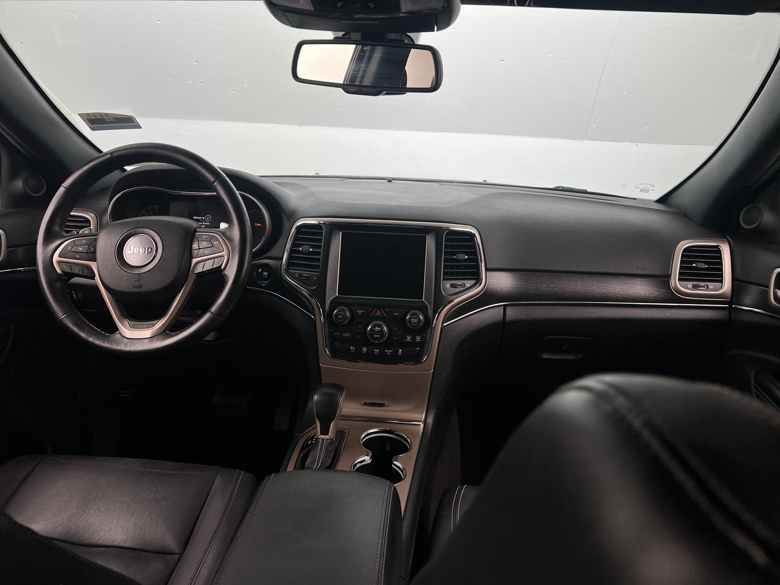 Thumbnail: 2016 Jeep Grand Cherokee - 2