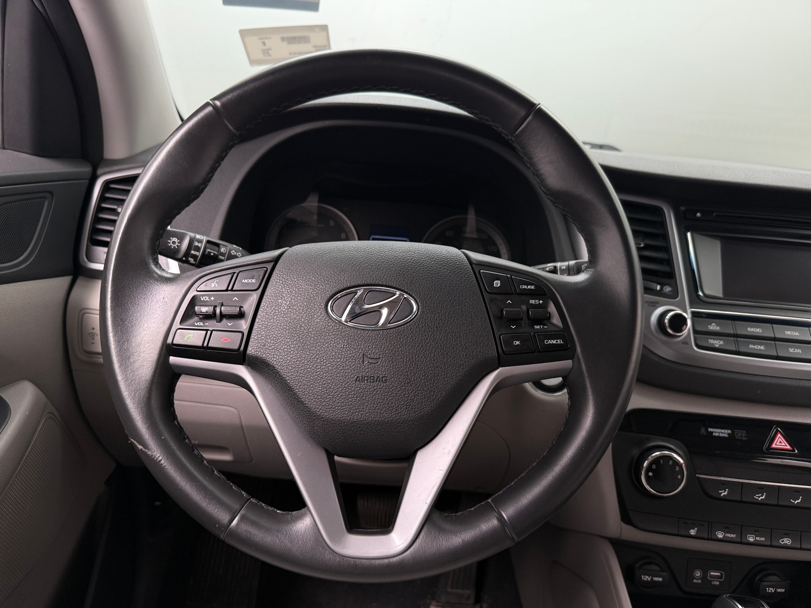 Thumbnail: 2017 Hyundai Tucson - 5