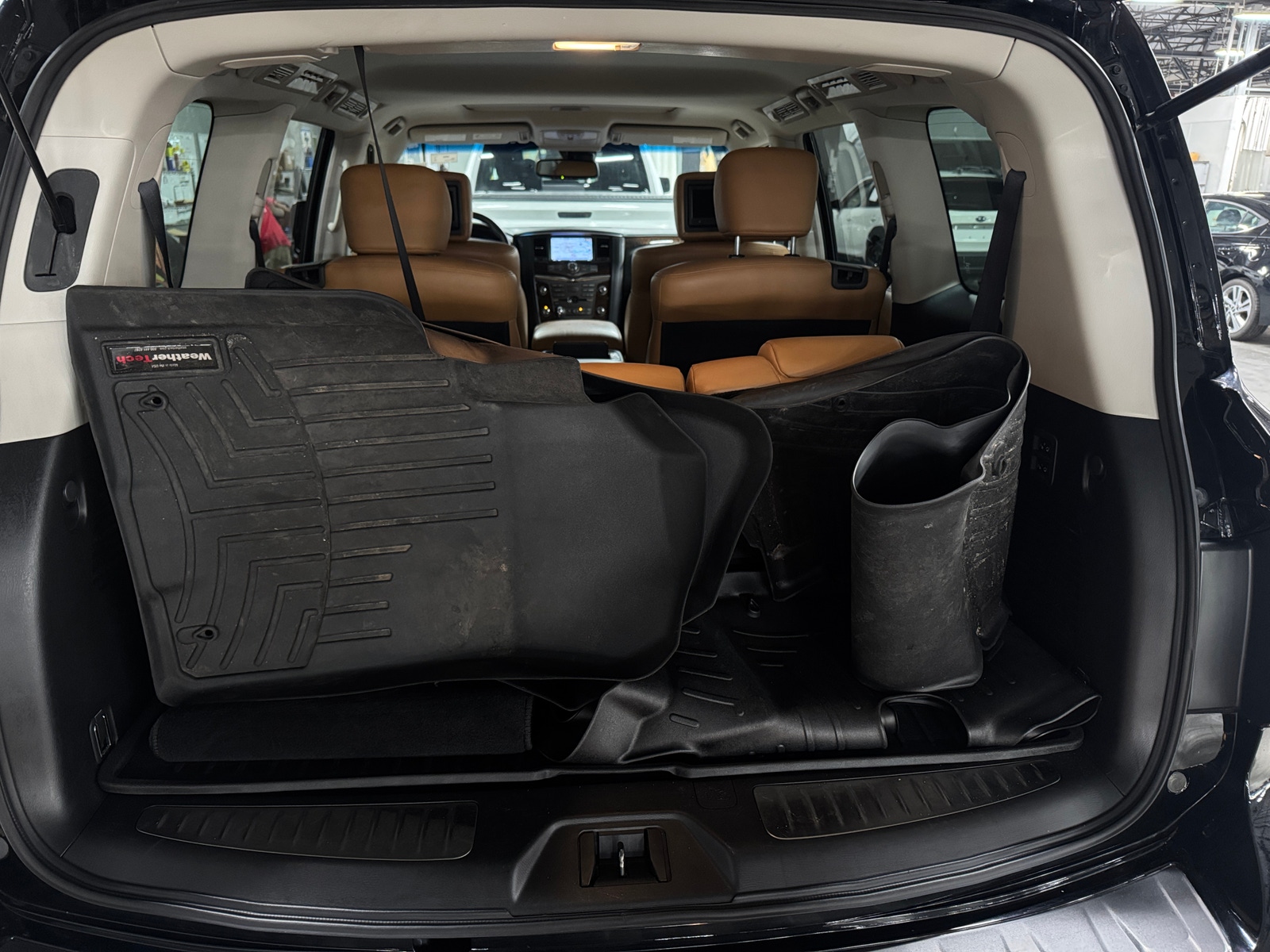 Thumbnail: 2017 Nissan Armada - 6