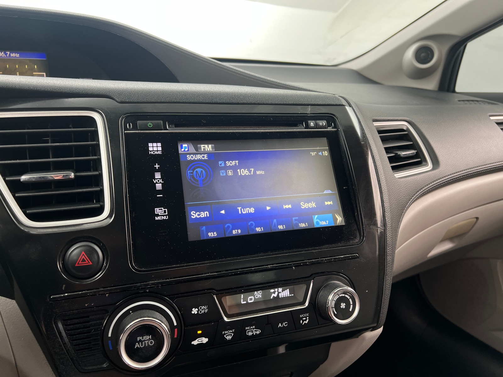 Thumbnail: 2015 Honda Civic - 4