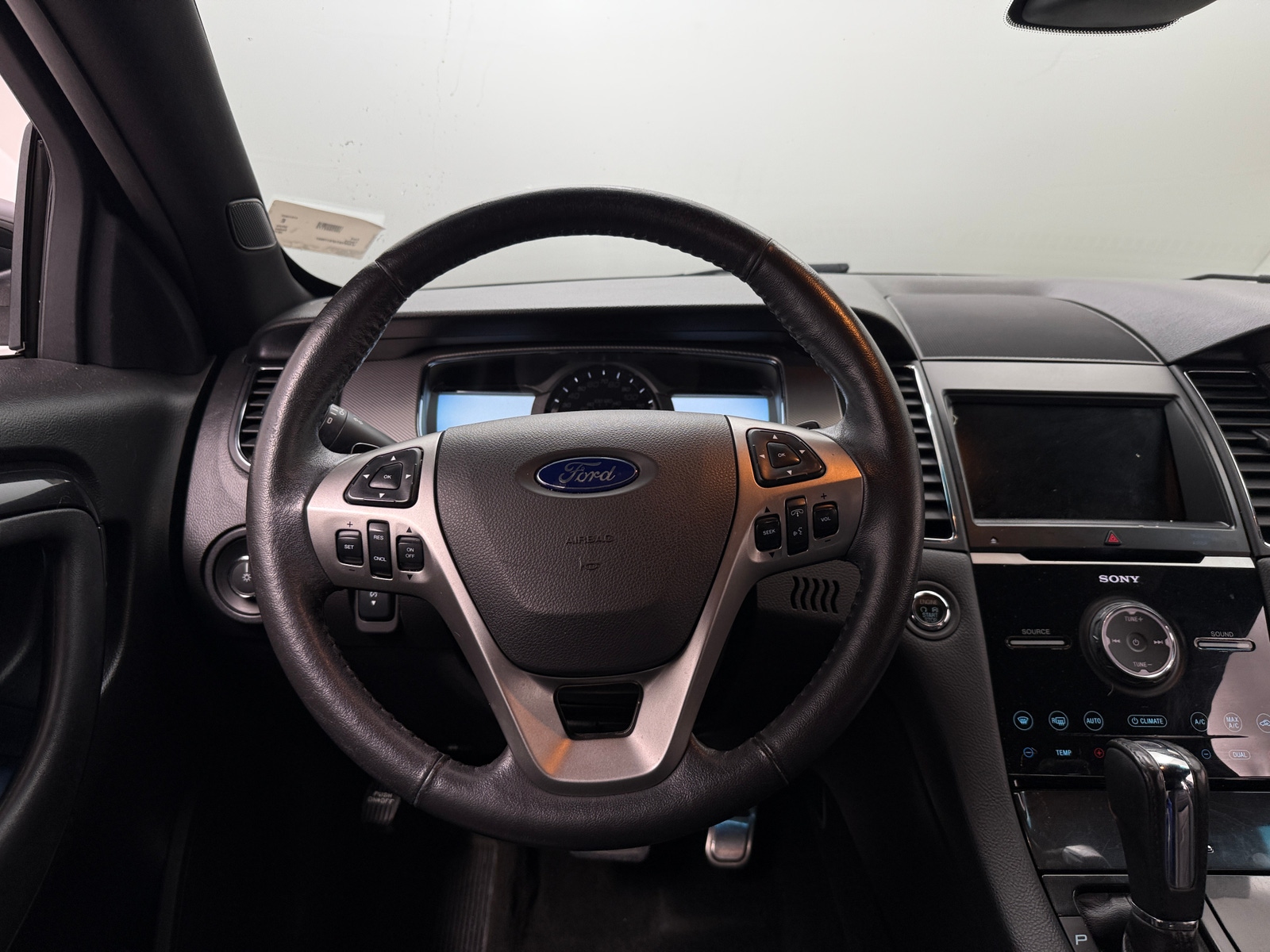 Thumbnail: 2015 Ford Taurus - 4