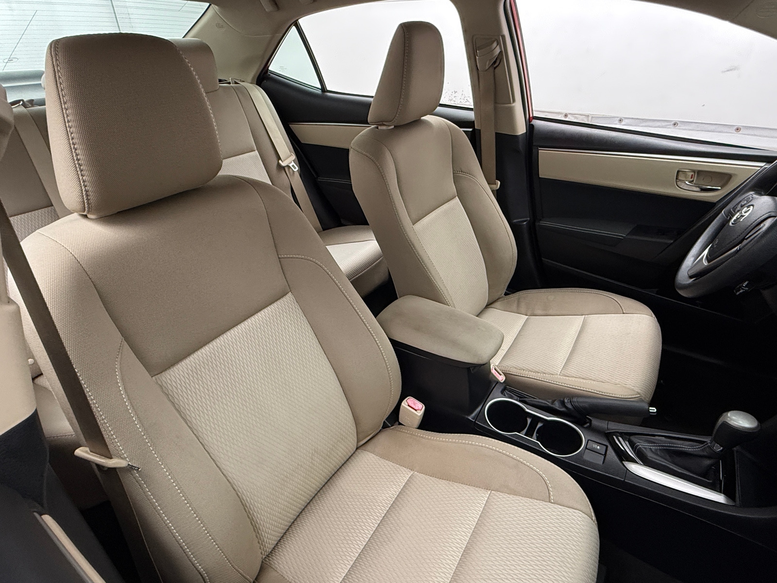 Thumbnail: 2016 Toyota Corolla - 2