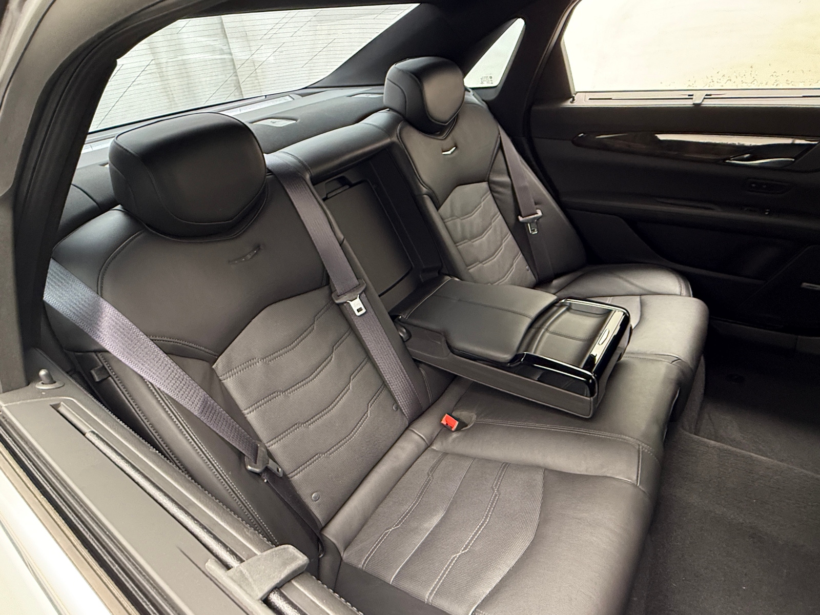 Thumbnail: 2016 Cadillac CT6 - 5