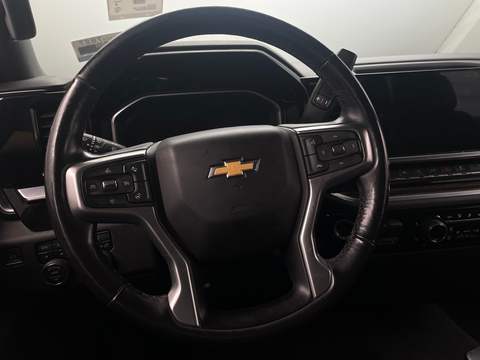 Thumbnail: 2022 Chevrolet Silverado 1500 - 5