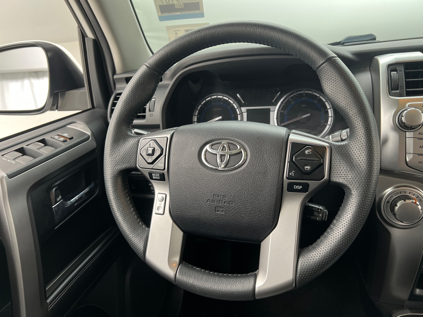 Thumbnail: 2019 Toyota 4Runner - 4