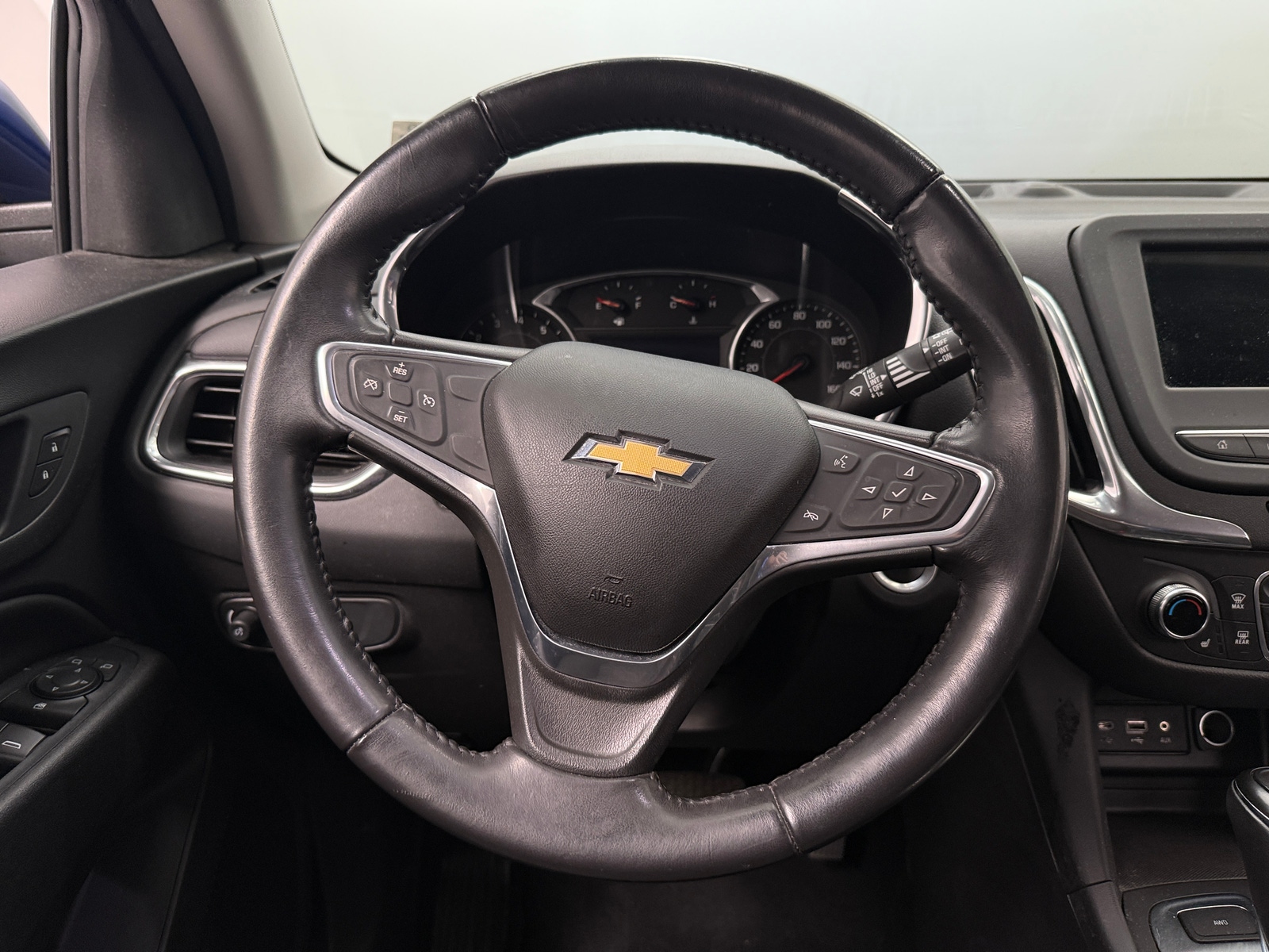 Thumbnail: 2019 Chevrolet Equinox - 5