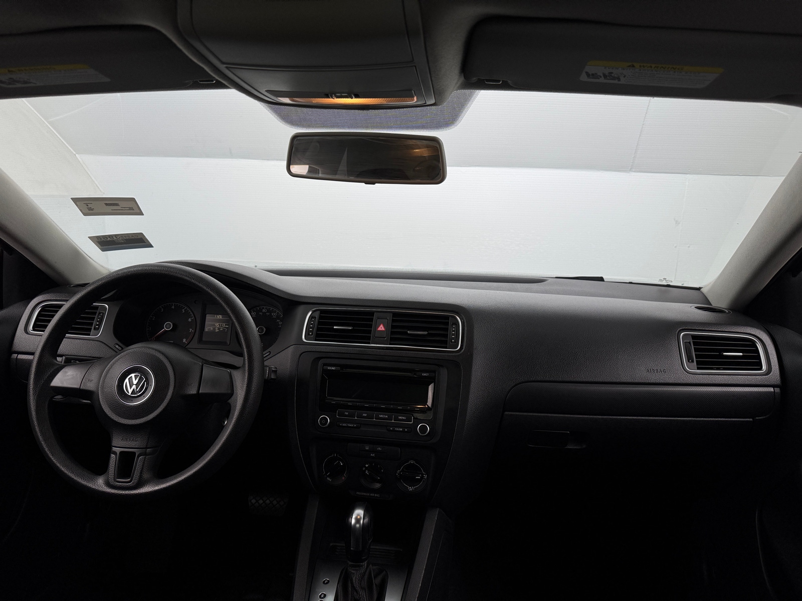 Thumbnail: 2014 Volkswagen Jetta - 3