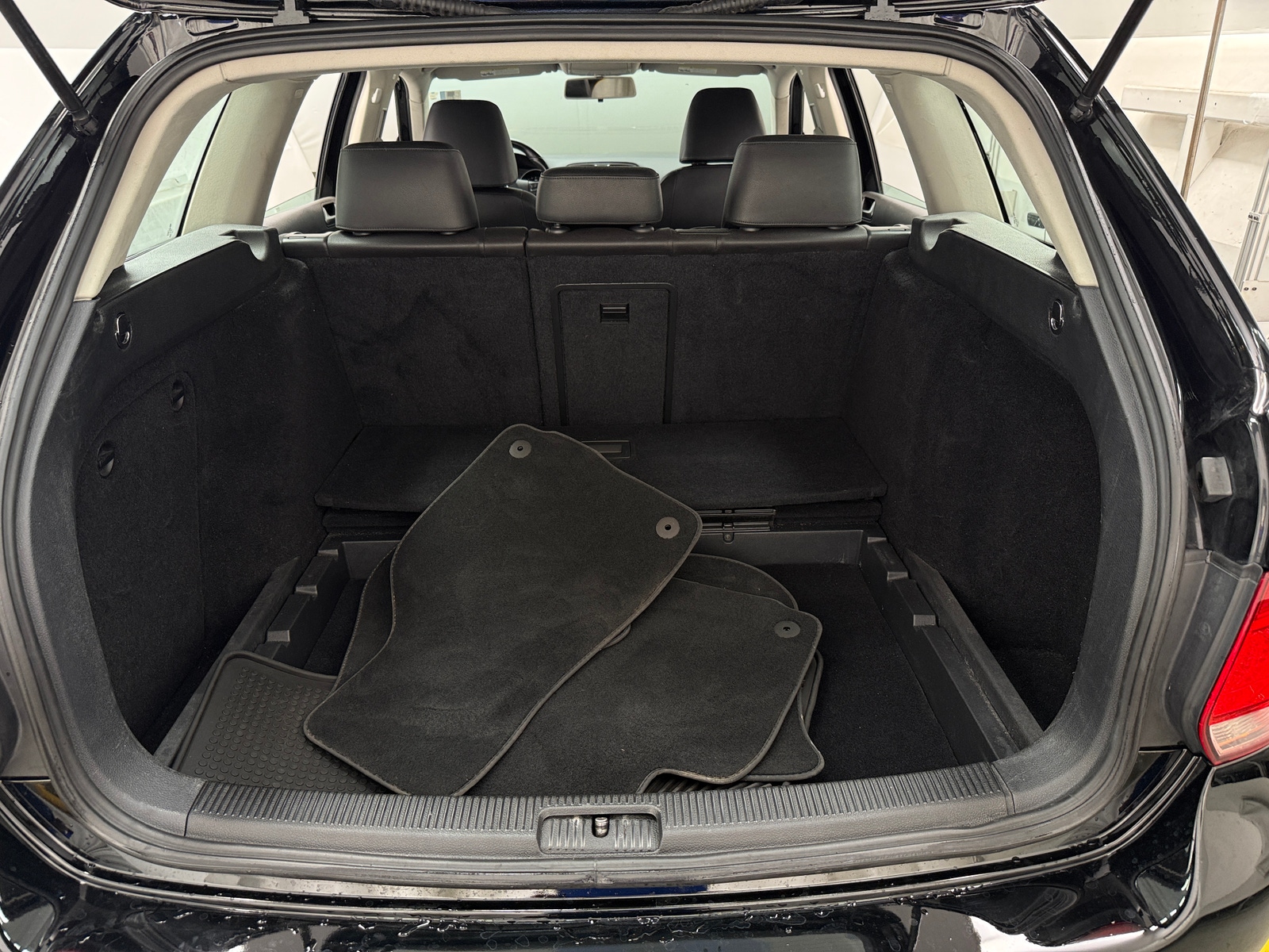Thumbnail: 2014 Volkswagen Jetta - 6