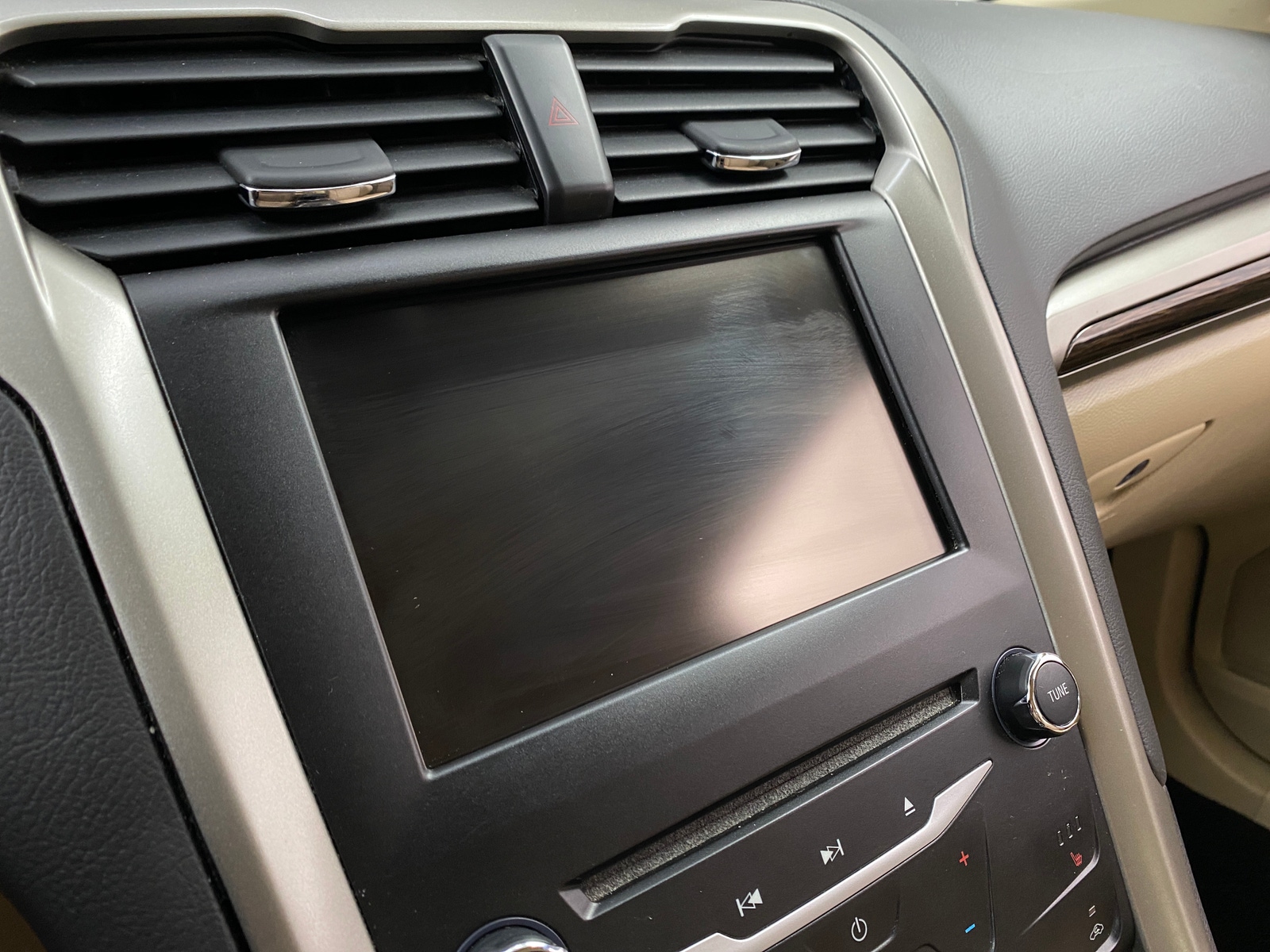 Thumbnail: 2014 Ford Fusion - 3