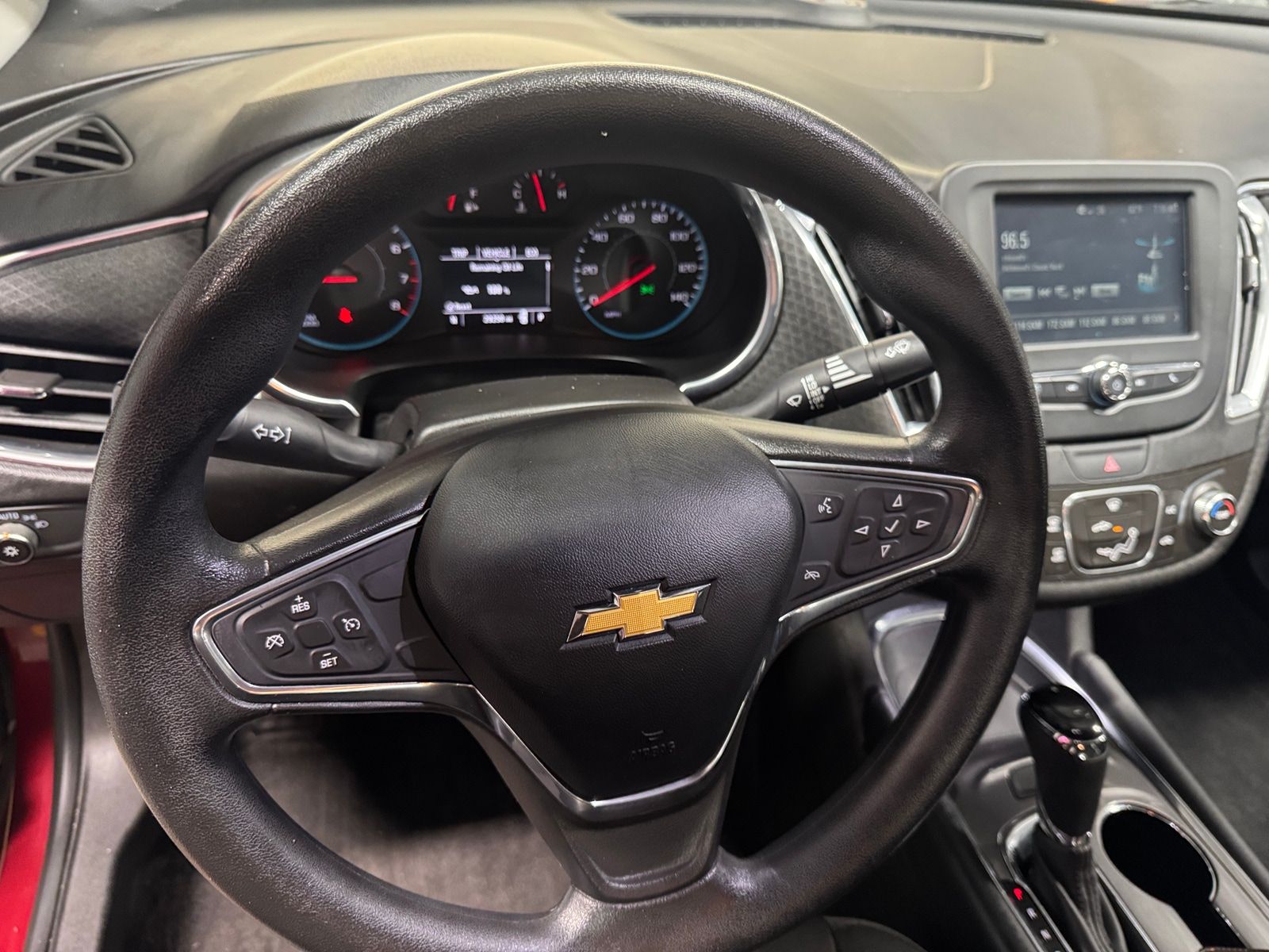 Thumbnail: 2018 Chevrolet Malibu - 5