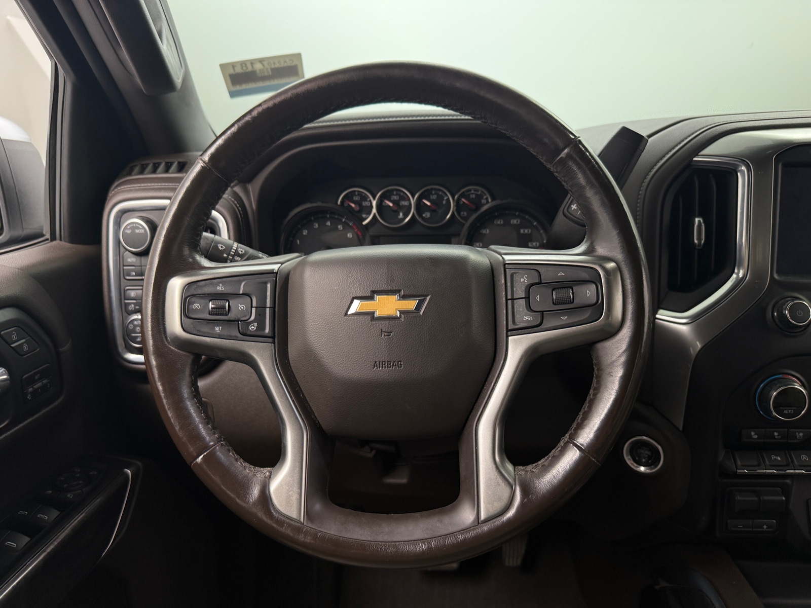 Thumbnail: 2021 Chevrolet Silverado 1500 - 4
