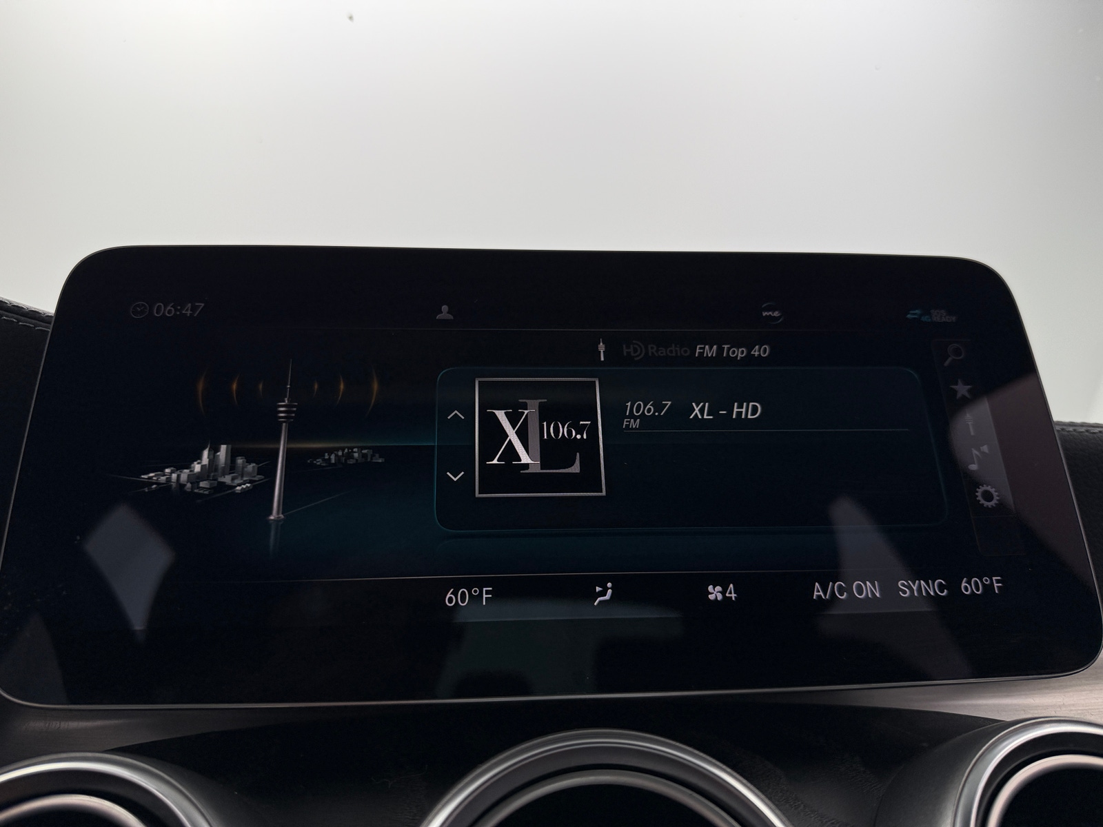 Thumbnail: 2021 Mercedes-Benz C-Class - 3