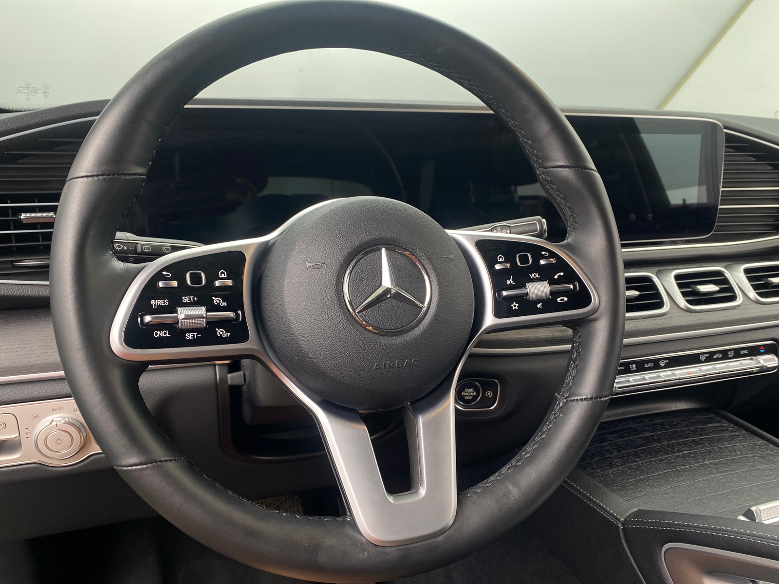 Thumbnail: 2022 Mercedes-Benz GLE - 4