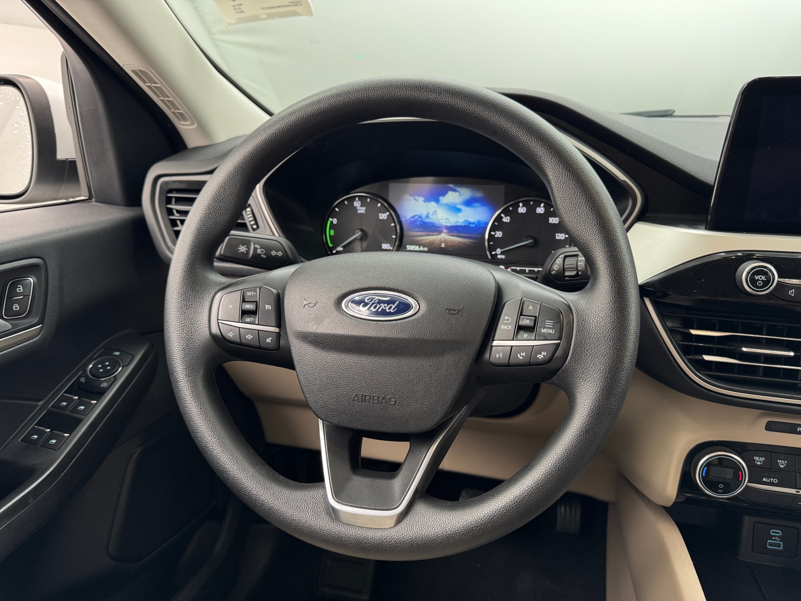 Thumbnail: 2021 Ford Escape - 5