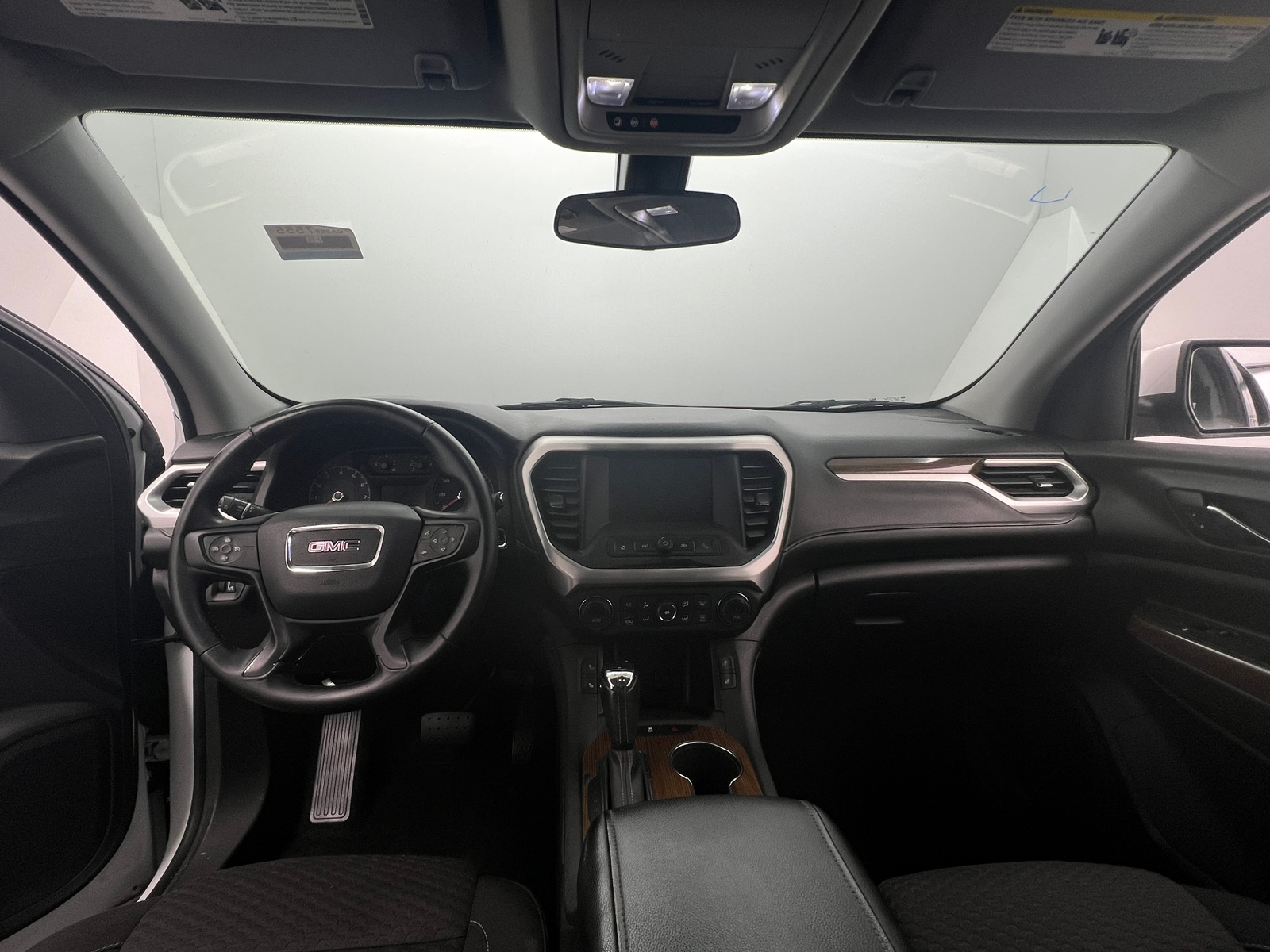Thumbnail: 2019 GMC Acadia - 3