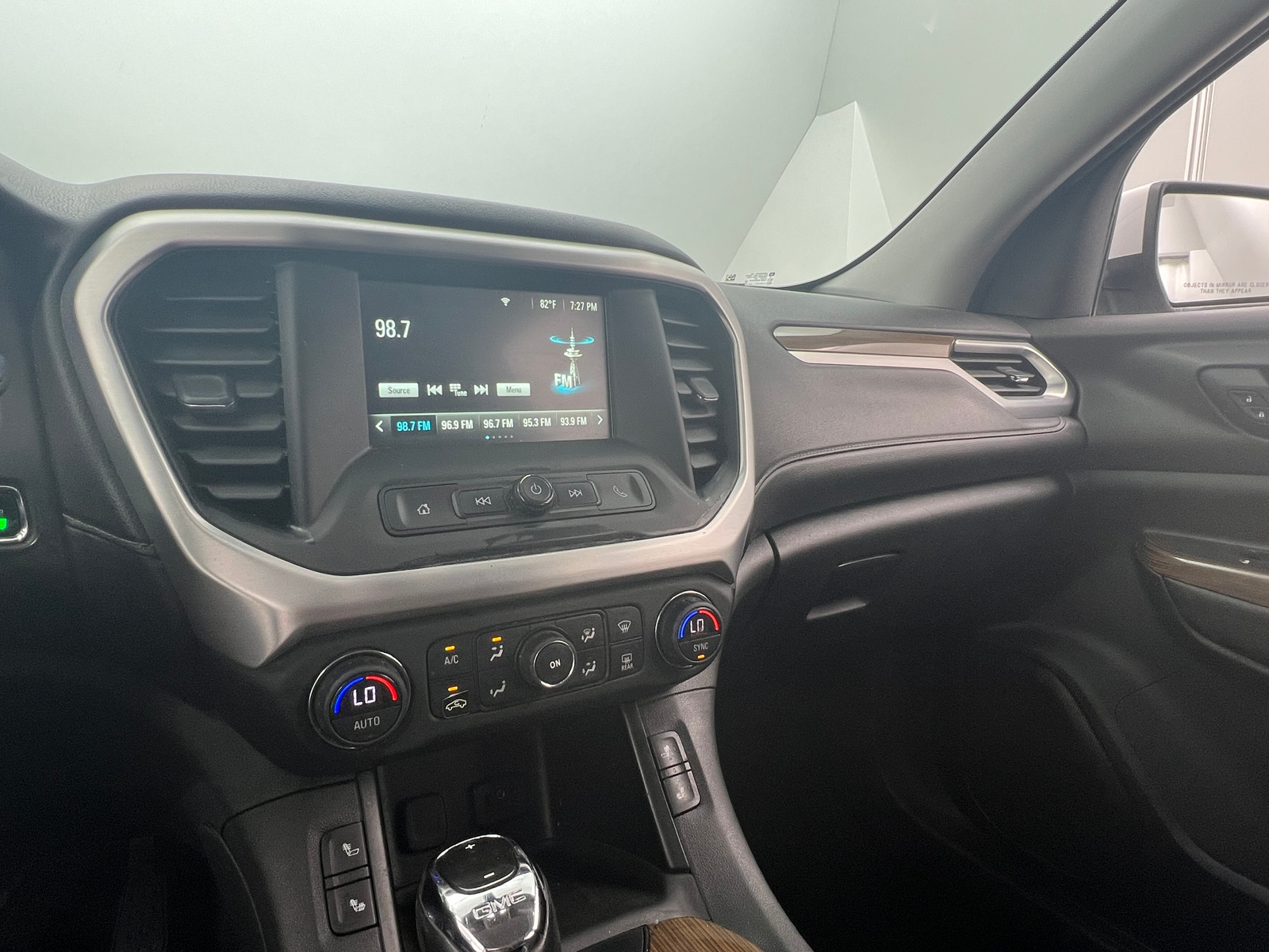 Thumbnail: 2019 GMC Acadia - 4