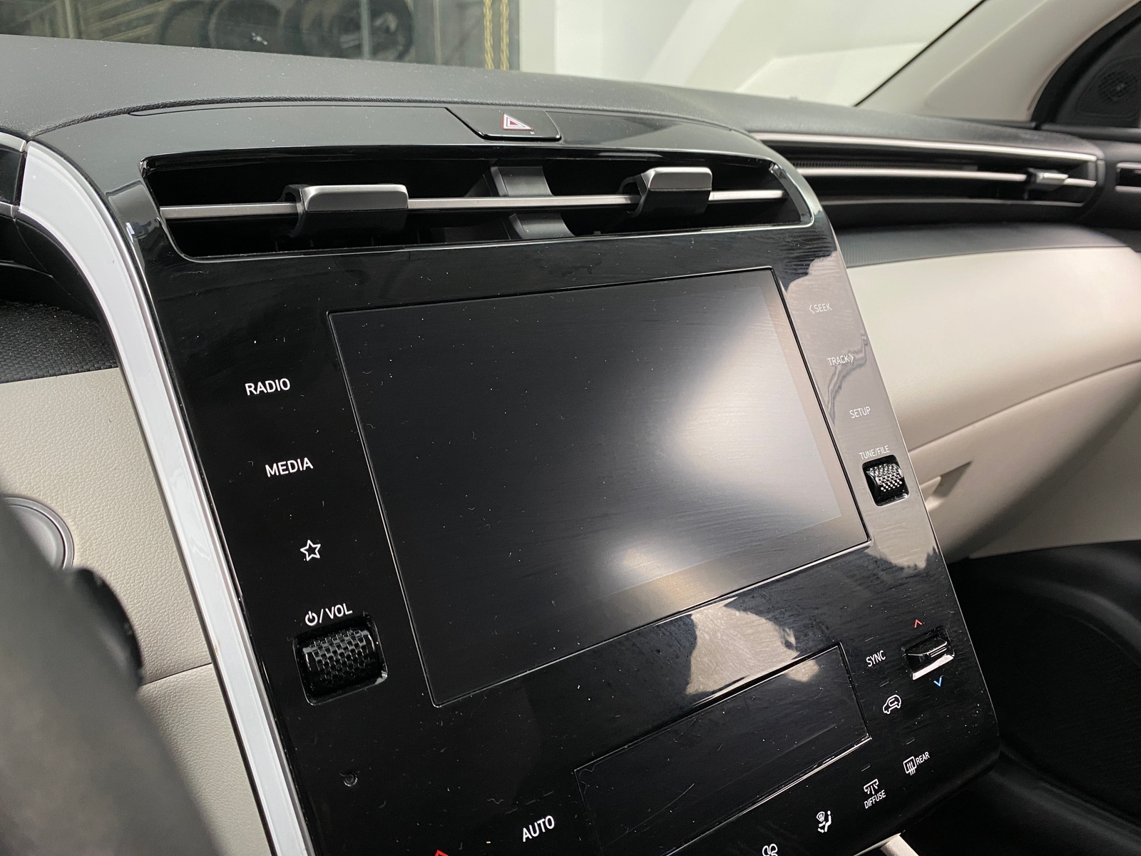 Thumbnail: 2024 Hyundai Tucson - 4