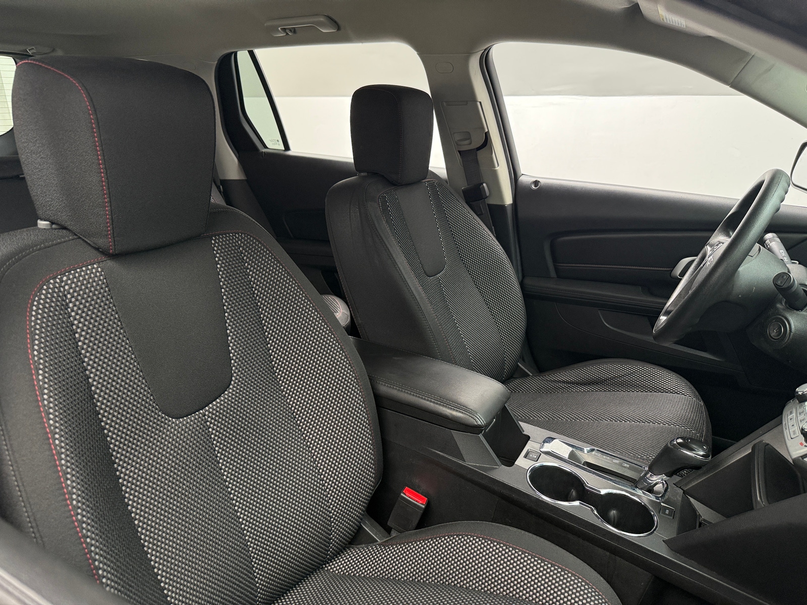 Thumbnail: 2017 GMC Terrain - 2