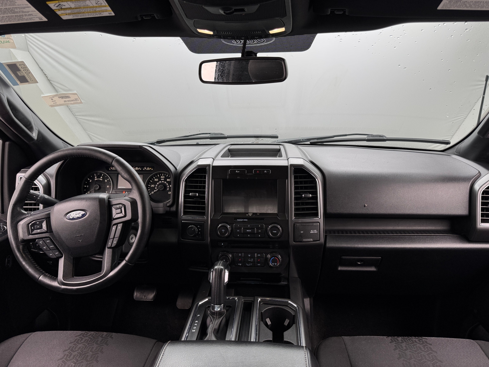 Thumbnail: 2018 Ford Econoline - 3