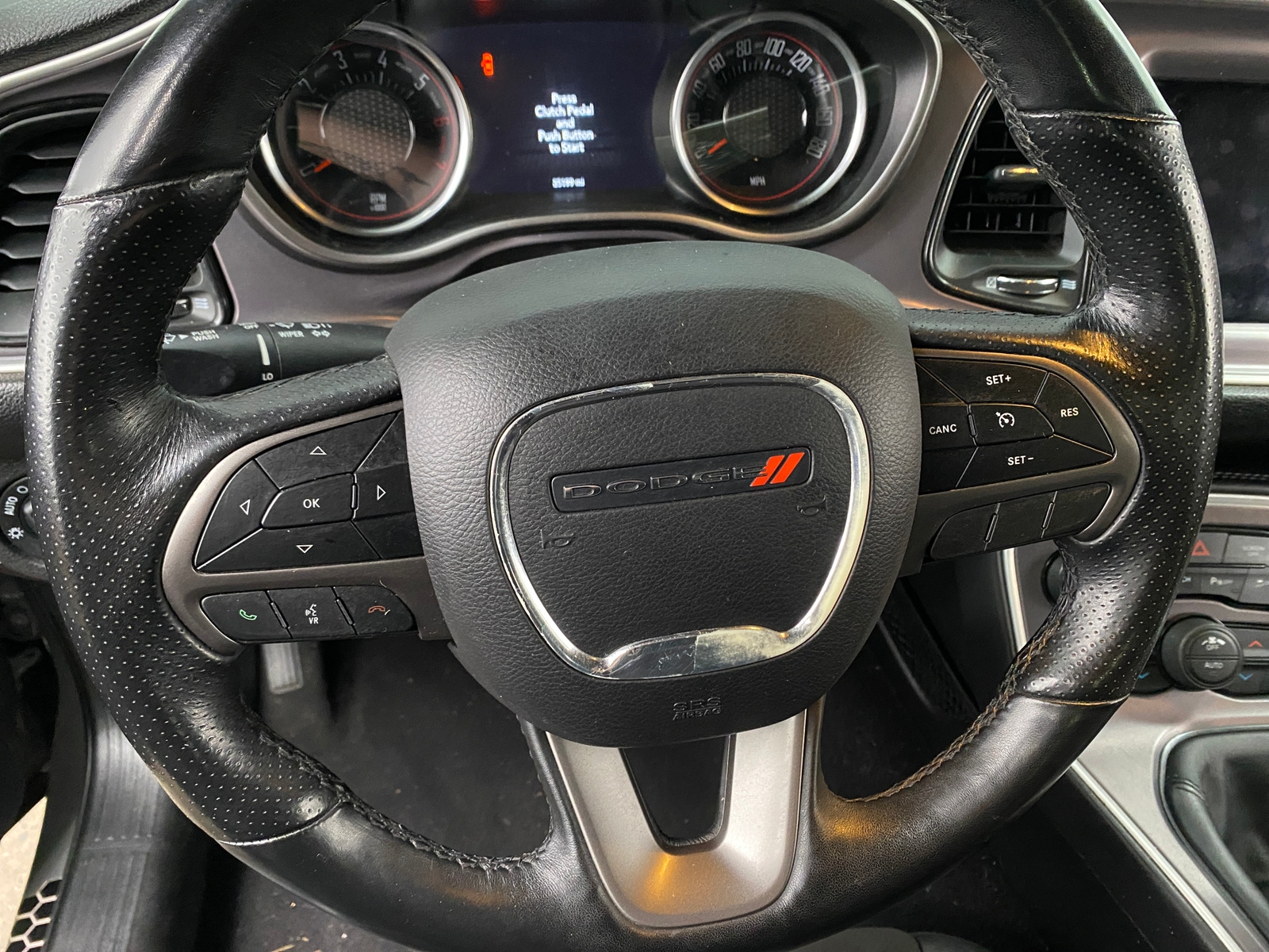 Thumbnail: 2019 Dodge Challenger - 3