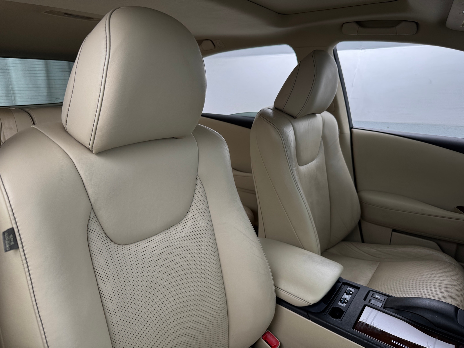 Thumbnail: 2014 Lexus RX - 2