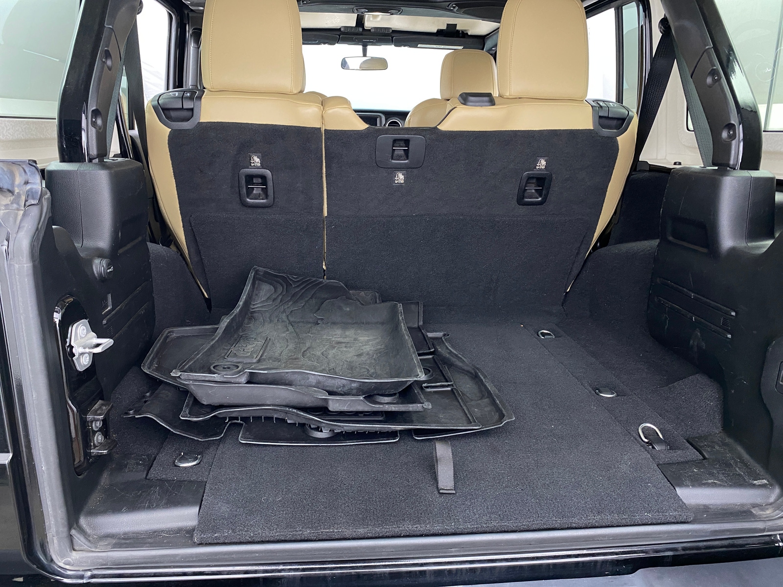 Thumbnail: 2018 Jeep Wrangler - 6