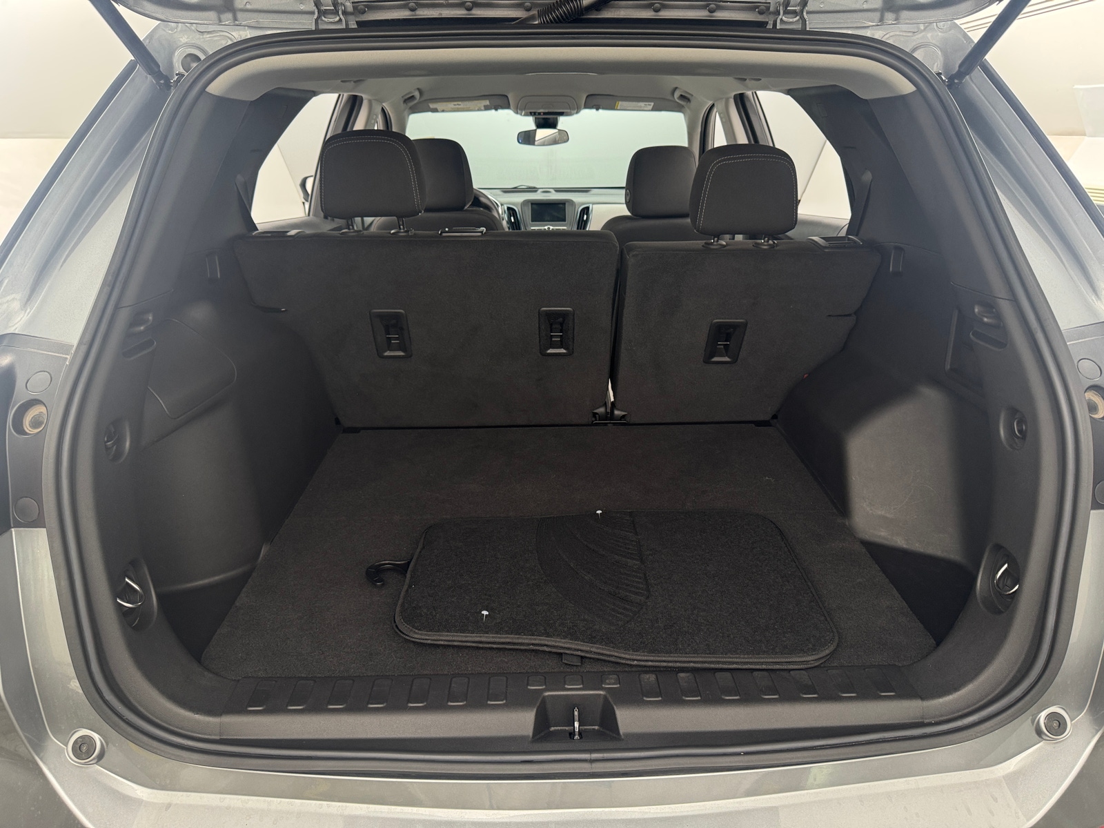 Thumbnail: 2023 Chevrolet Equinox - 7